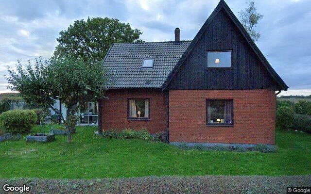Villa på Södra Strövelstorpsvägen 56 såld för 1 995 000kr