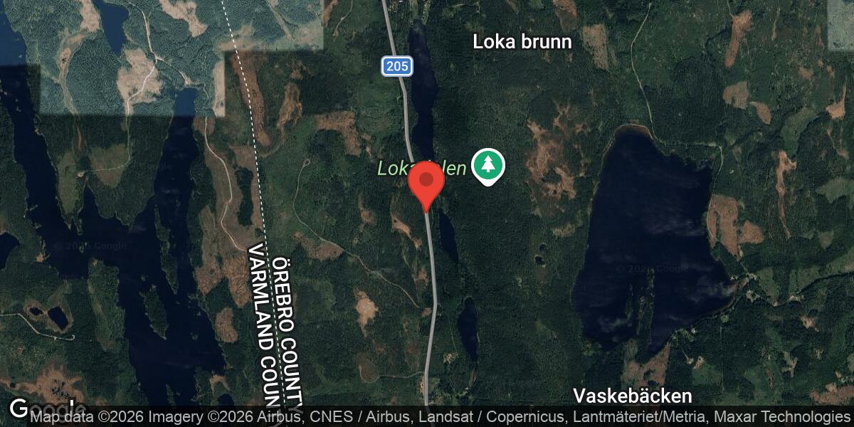 Brand i skåpbil på väg 205 mellan Åsen och Kedjeåsen