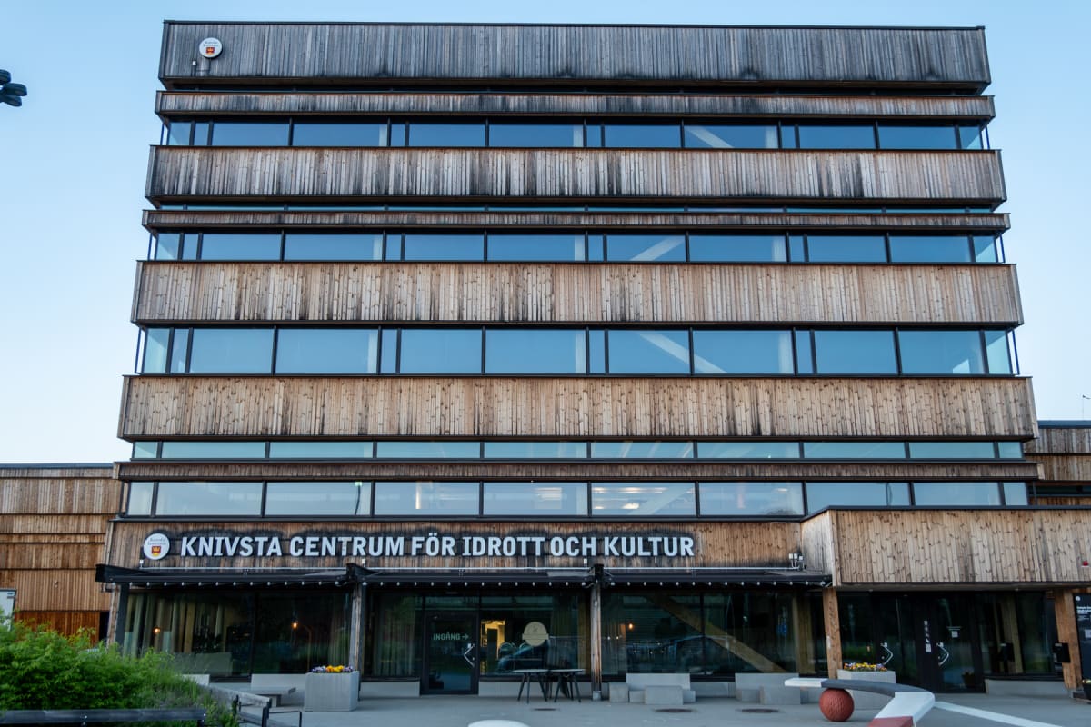 I Skymningslandet med Dockteatern Tittut