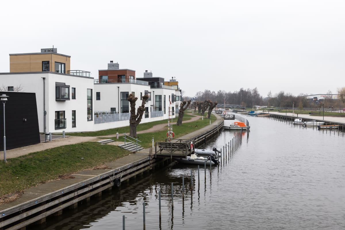 Regn, sagor och nya planer – dagens Lommaöverblick