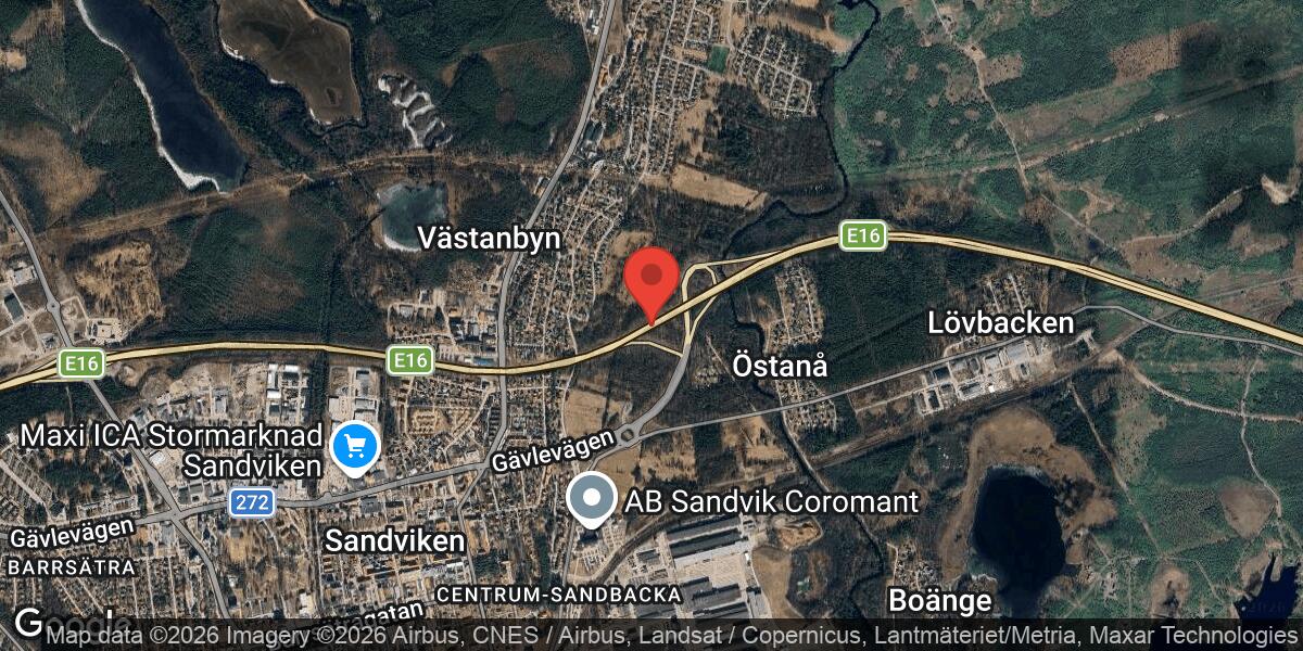 Vägarbete med vägmålning på E16 mellan Tegelbruket och Gustavsbro