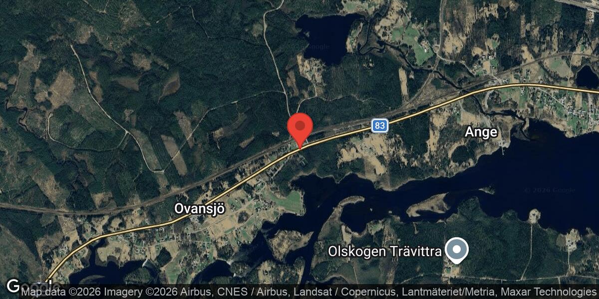 Vägarbete med sopning på Väg 83 mellan Östavallssågen och Näset