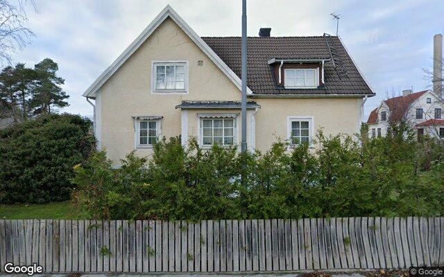 Villa på Östervallagatan 10 såld för 1 900 000kr