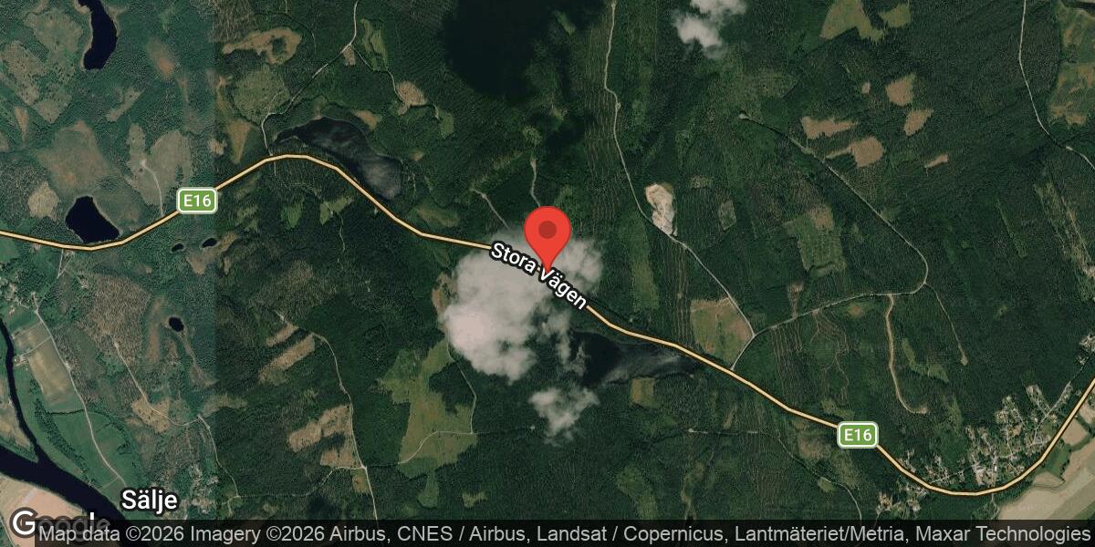 Lastbil med punktering orsakade begränsad framkomlighet på E16 mot Dala-Floda
