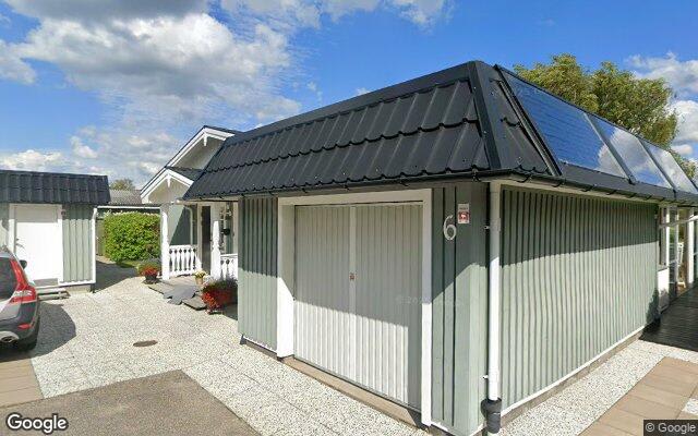 Villa på Lyavägen 6 i Lilla Edet såld för 2 625 000kr