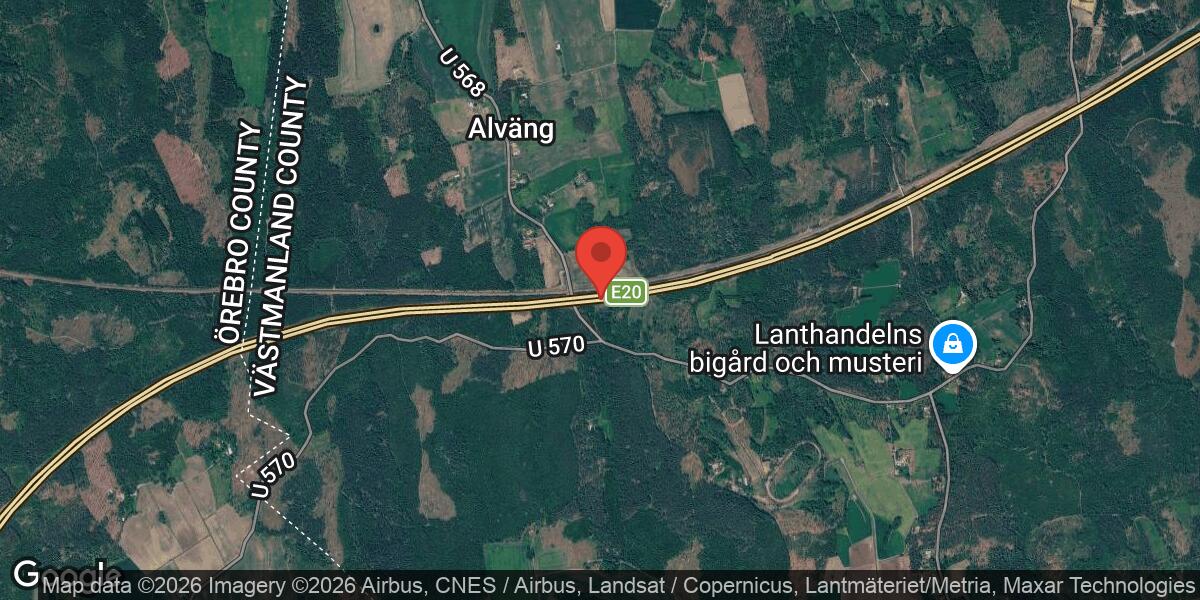 Olycka med tungt fordon på E18 mellan länsgränsen och Trafikplats Jäder