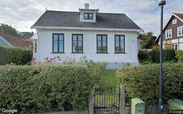 Villa på Strandhagsvägen 13 såld för 11 050 000kr