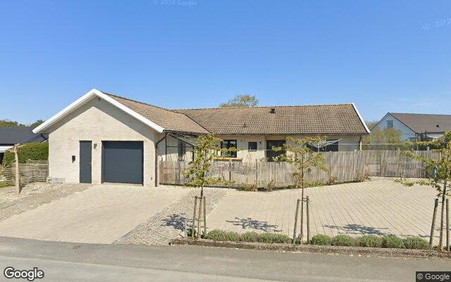 Villa på Jakobsdalsvägen 4 i Simrishamn såld för 4 miljoner kronor