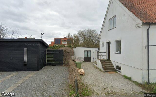 Villa på Änkegatan 17 i Simrishamn såld för 2 500 000kr