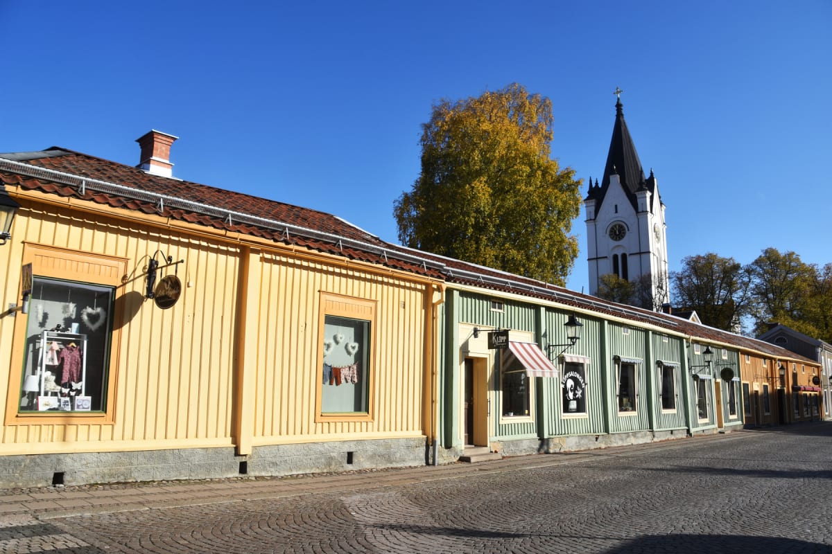 Mellan moln och borgarhem – dagens Nora i korthet