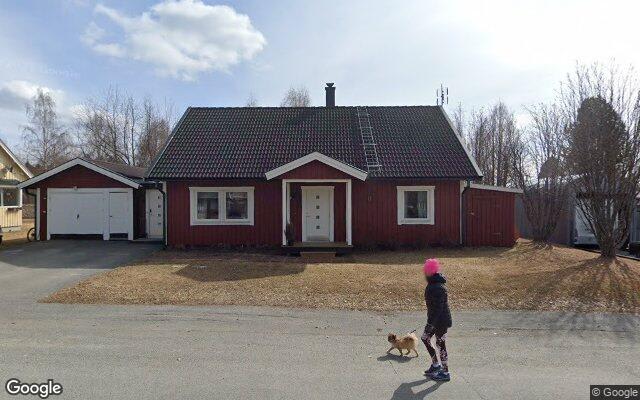 Villa på Ridvägen 8 såld för 2 250 000kr
