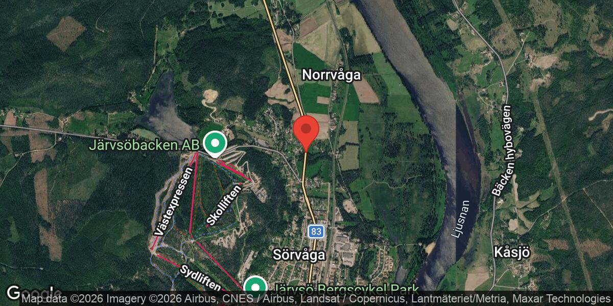 Trafikolycka med flera fordon på väg 83 mellan Övre Kyrkbyn och Sörvåga