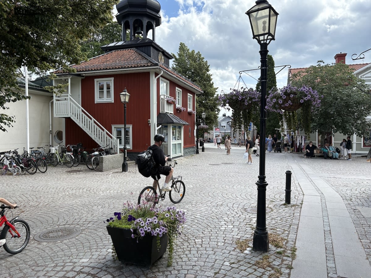 Soligt och evenemang: din snabba söndagsuppdatering