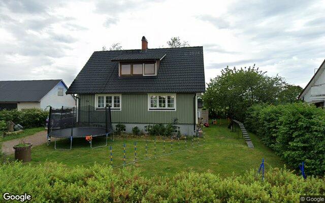 Villa på Grimmes väg 58 i Båstad såld för 2 550 000kr
