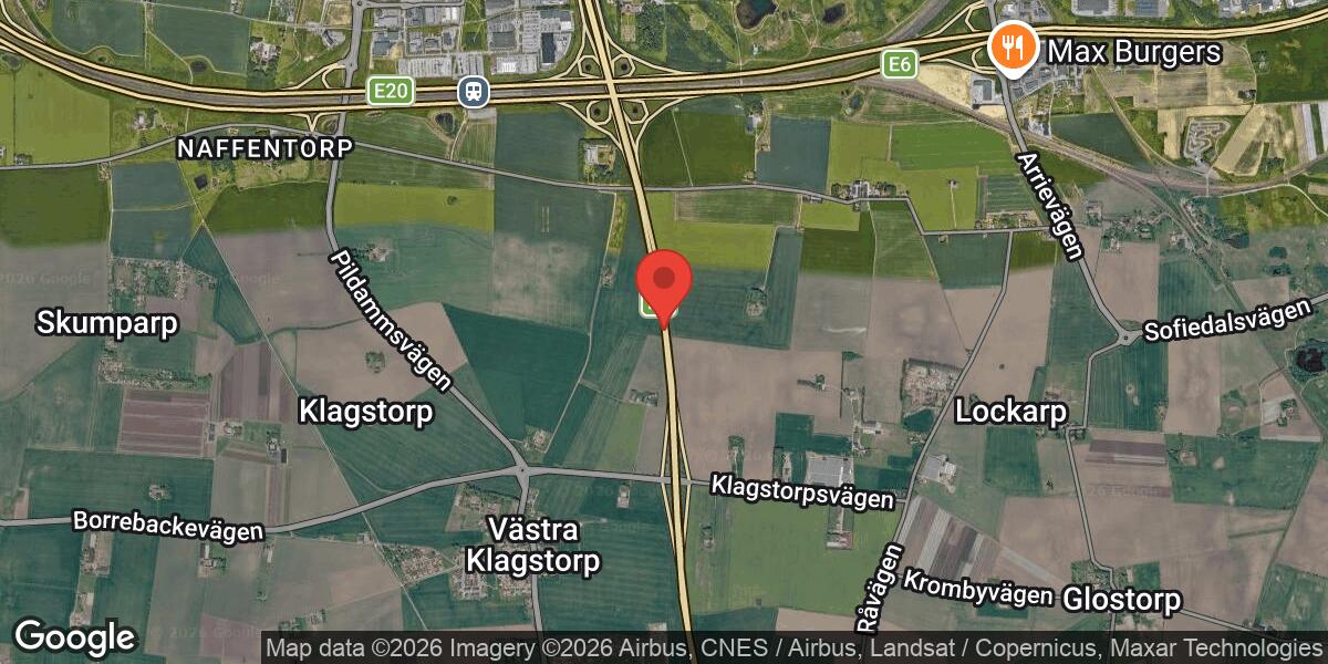 Trafikolycka med flera fordon på E6 mellan V Klagstorp och Petersborg
