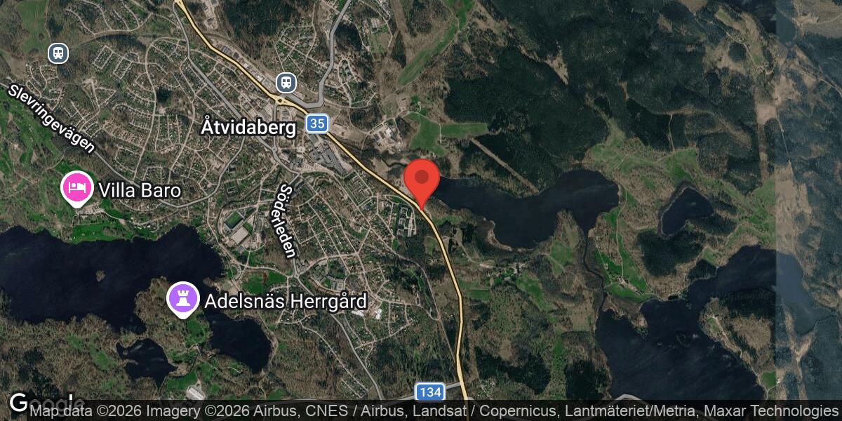 Räv på vägbanan orsakade stor påverkan på väg 35 vid Åtvidaberg