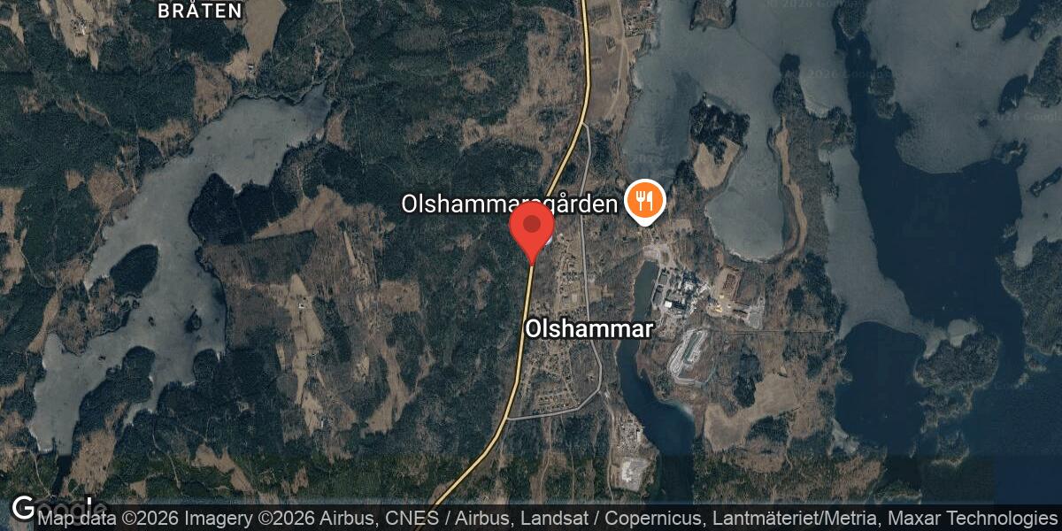 Stillastående lastbil orsakar begränsad framkomlighet på väg 49 vid Olshammar