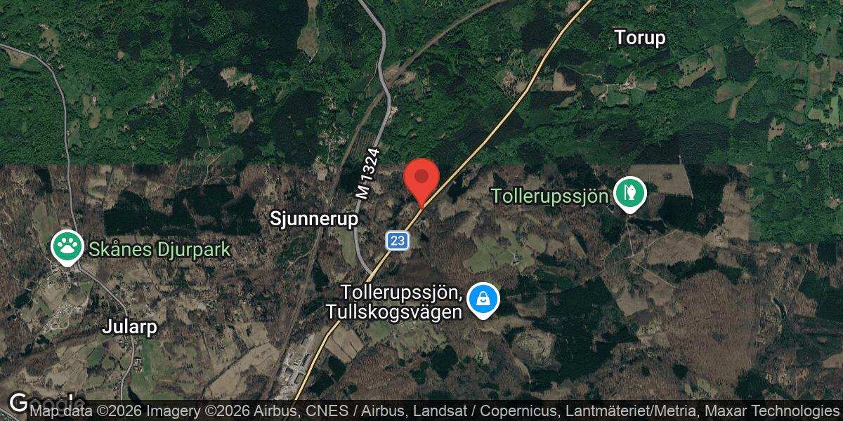 Trafikolycka med flera fordon på väg 23 mellan Sjunnerup och Spångahus