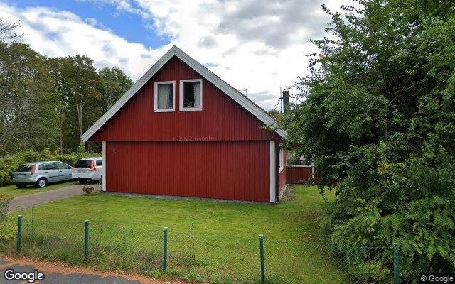 Villa på Falkvägen 8 i Väckelsång såld för 825 000kr