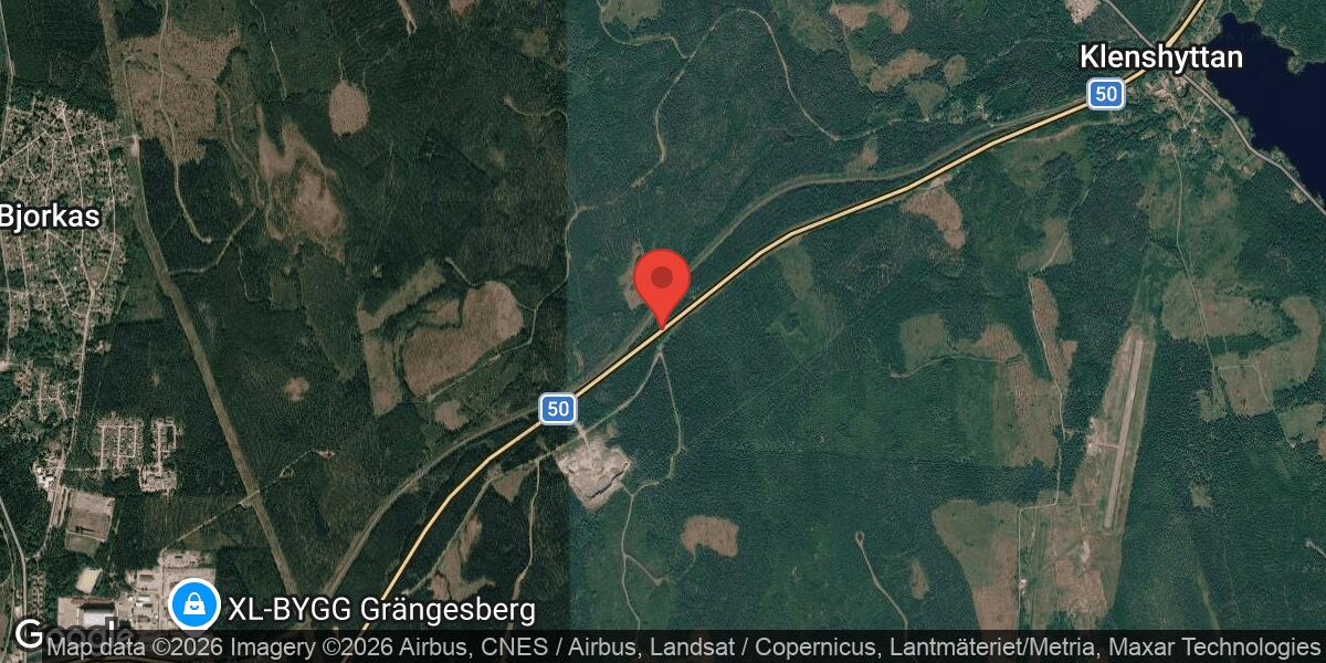 Nedfallet träd blockerade väg 50 mellan Grängesberg och Klenshyttan