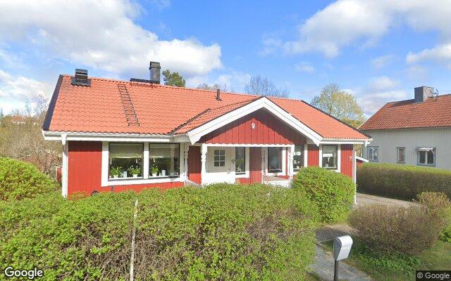 Villa på Gårlångsvägen 9 i Karlberg såld för 2 650 000kr