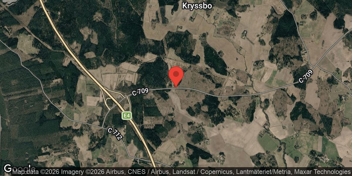 Brand i personbil påverkar trafiken på väg 709 mellan Tpl Vendel och Torsmyra