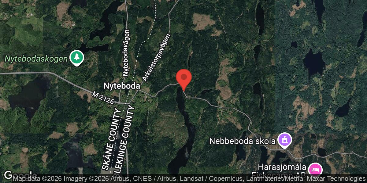 Trafikolycka med flera fordon på väg 538 vid Nyteboda