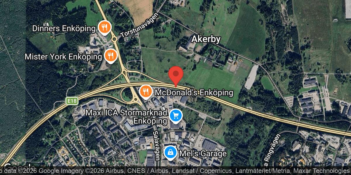 Räckesarbete stänger höger körfält på E18 vid Enköping
