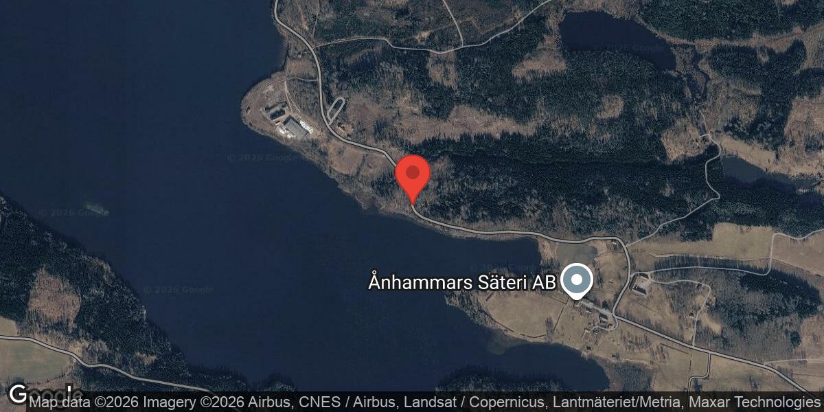 Stort träd har fallit över väg 860