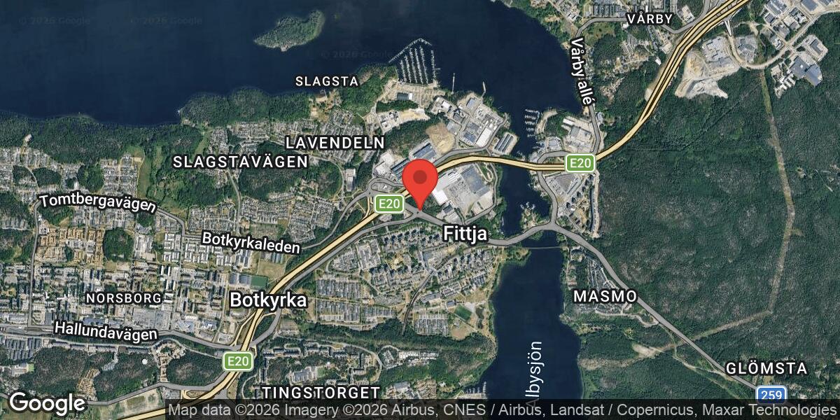 Personbilshaveri blockerade körfält på väg 259 i Fittja
