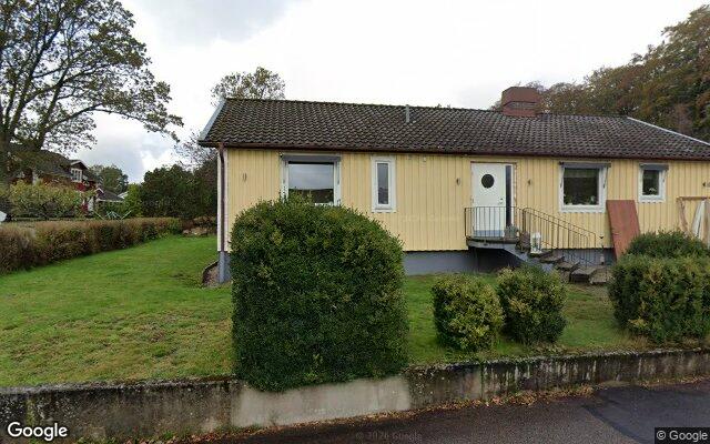 Villa i Klöxhult, Älmhult, såld för 2 500 000 kr