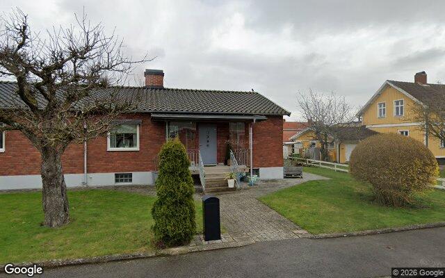 Villa på Folkungagatan i Skövde såld för 5 400 000 kr
