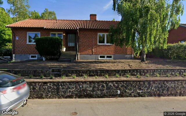 Villa på Fågelgatan i Sjöbo såld för 1 775 000kr