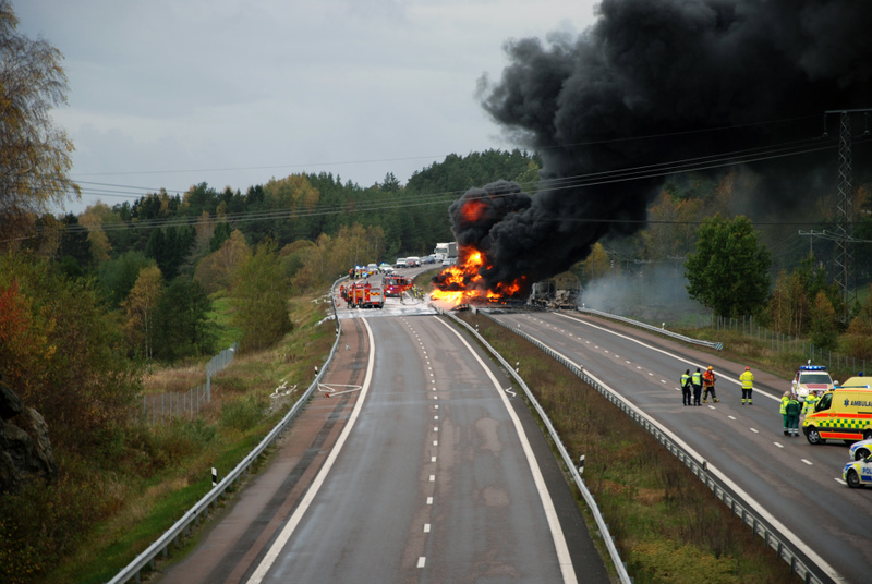 Brand i husbil på E6:an vid Hjärnarp
