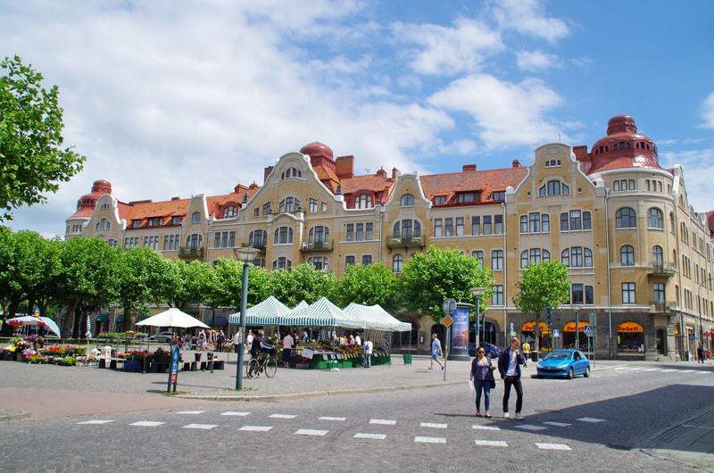 Lunds kommun avslutar samarbete med fristadsförfattare efter kontroversiella uttalanden