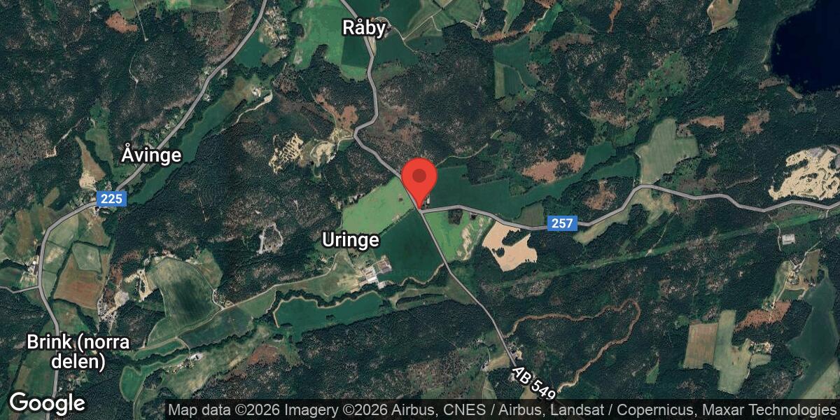 Nedfallet träd blockerade väg 257 mellan Rosenhill och Pålamalm