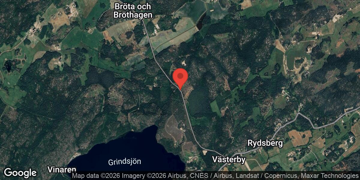 Nedfallet träd blockerade väg 549 mellan Pålamalm och Västerby