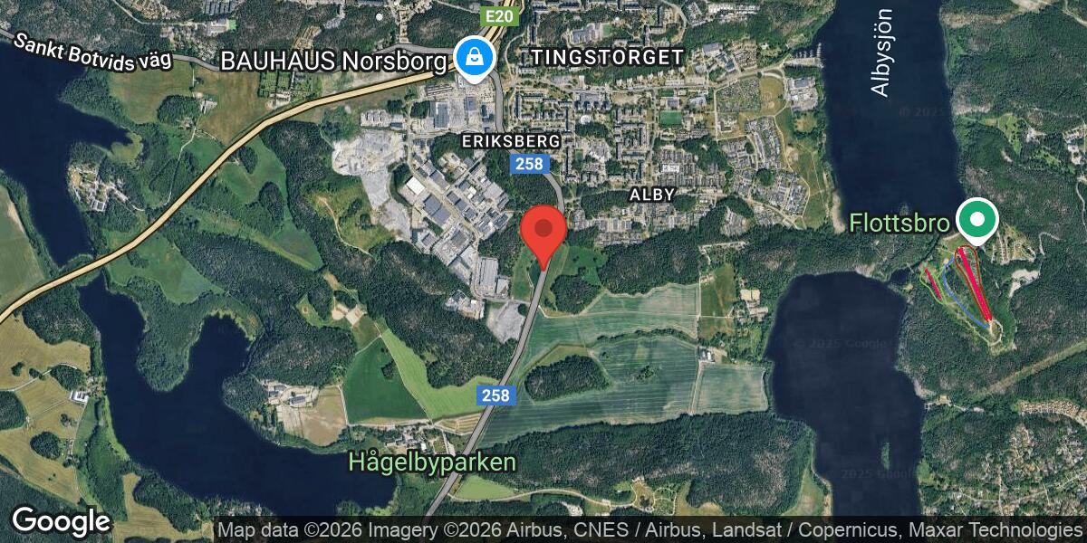 Fordonshaveri på Väg 258 vid Hågelby – trafik påverkas