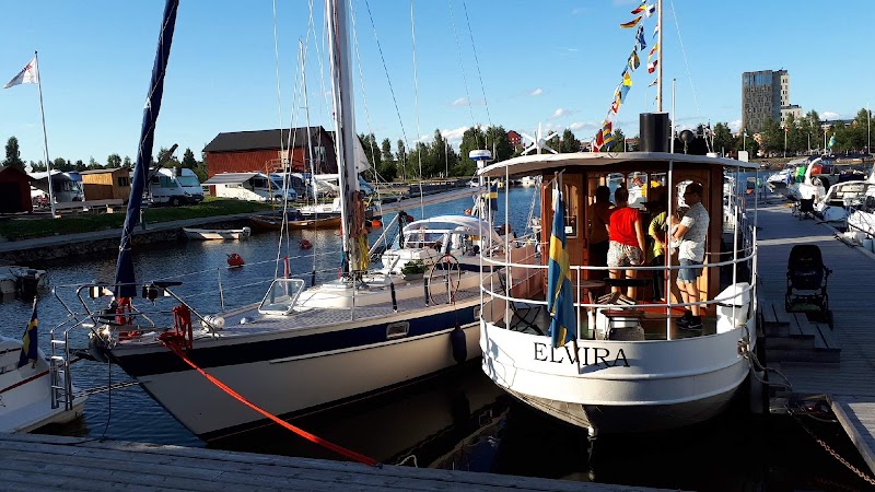 Piteå röstar ja till Norrbotniabanans planerade dragning