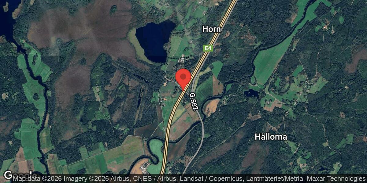 Brand i lastbilssläp på E4 mellan Hamneda och Hornsborg – händelsen avslutad