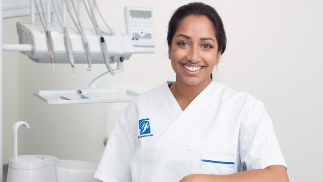 Högläsning för mellanstadieelever på Tullinge fritidsklubb