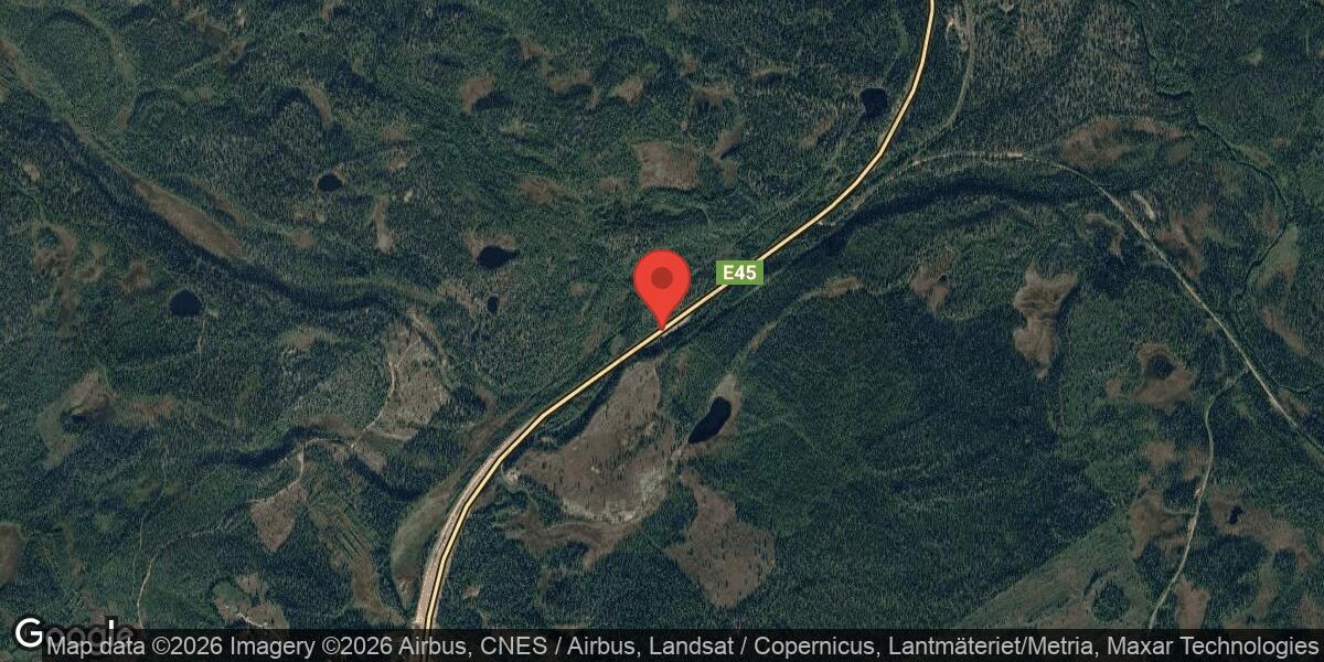 Däck på vägbanan orsakade störningar på E10 mellan Muorjevaara och Leipijoki