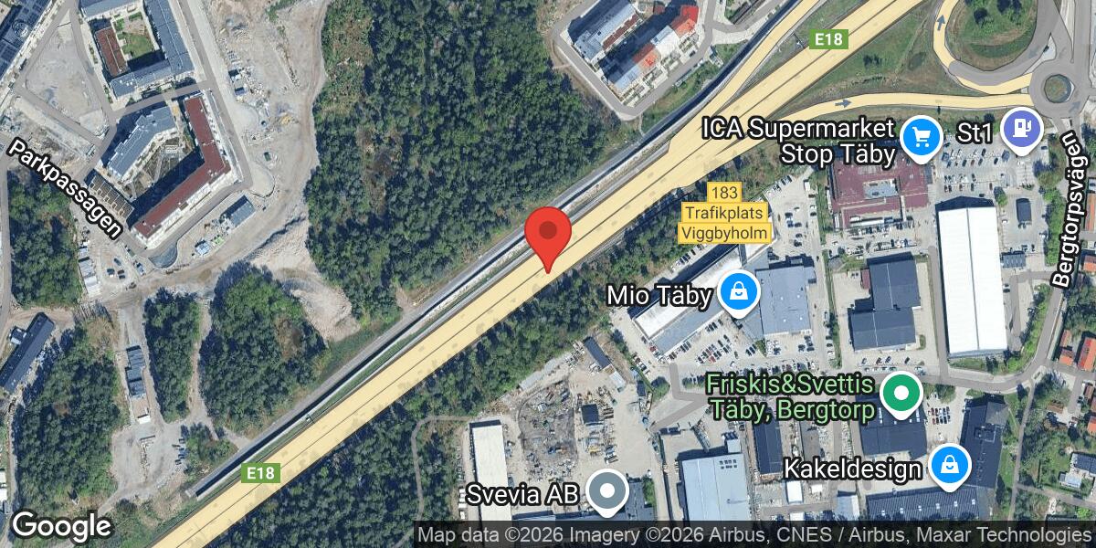 Olycka med flera fordon på E18 vid Trafikplats Viggbyholm