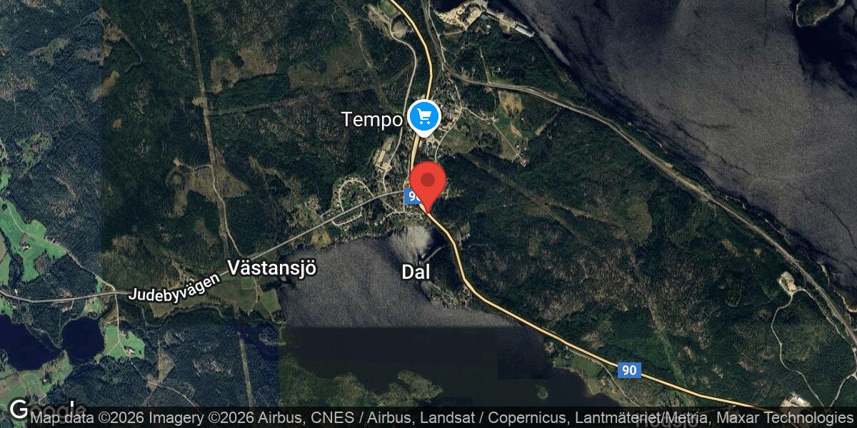 Nedfallet träd blockerade väg 90 mellan Högsjö och Hälledal – händelsen avslutad