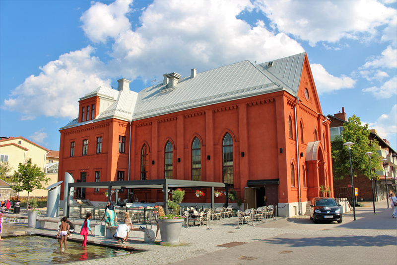 Matvandring i Sandviken lockade många till lokala restauranger