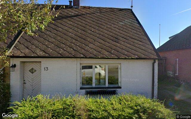 Villa på Gamla Landsvägen 13 i Vellinge såld för 1 700 000 kronor