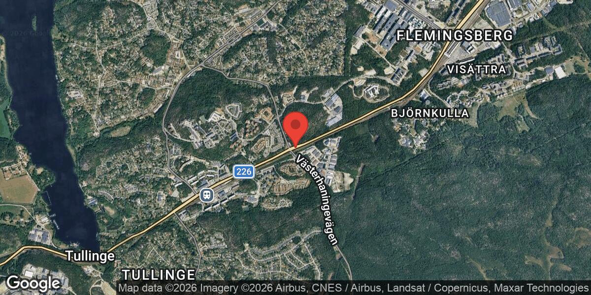 Olycka med flera fordon på väg 226 i Tullinge påverkar trafiken mot Stockholm