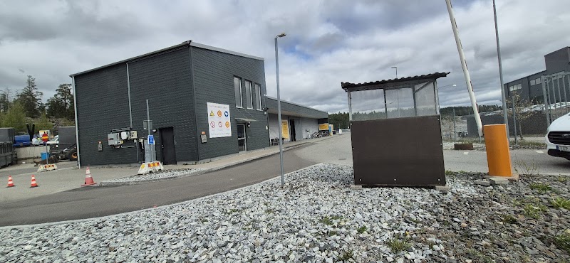 Weda återvinningsanläggning: Returen i Moraberg – Södertäljes praktiska hjärta för återbruk och resurshantering