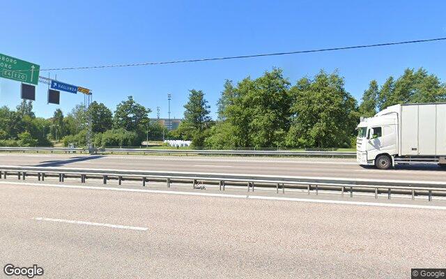 Lägenhet på Fittjaterrassen 21 i Botkyrka såld för 1 350 000 kronor