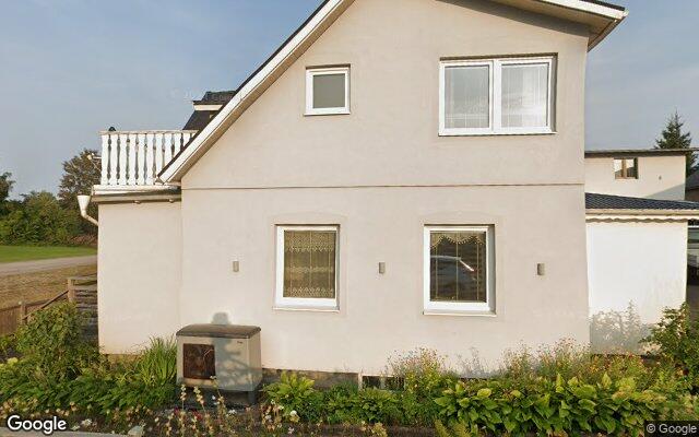 Villa på Holmers väg i Falkenberg såld för 1 840 000 kronor